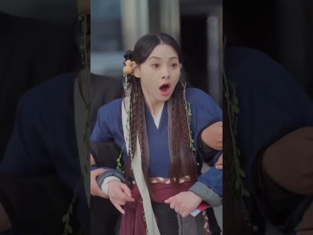재벌은 모든 여자를 싫어해!하지만 그녀는 산에서 내려왔을 때 유일한 예외였습니다.그녀와 결혼하고 그녀의 집을 사랑하세요!