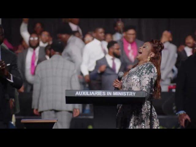 COGIC International Youth Choir with Vincent Bohanan and Dorinda Clark Cole Praise Break COGIC AIM!
