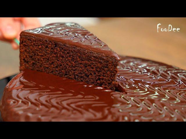 Chocolate cake! The easiest recipe!