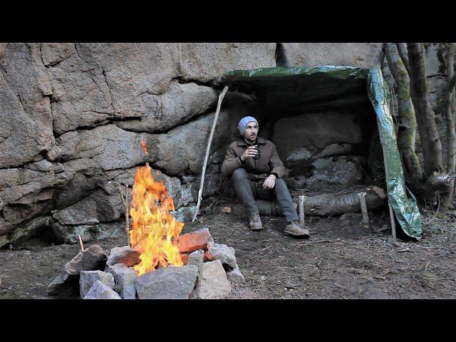 Bushcraft Camping Under a Rock, Overnight in a Tarp Shelter