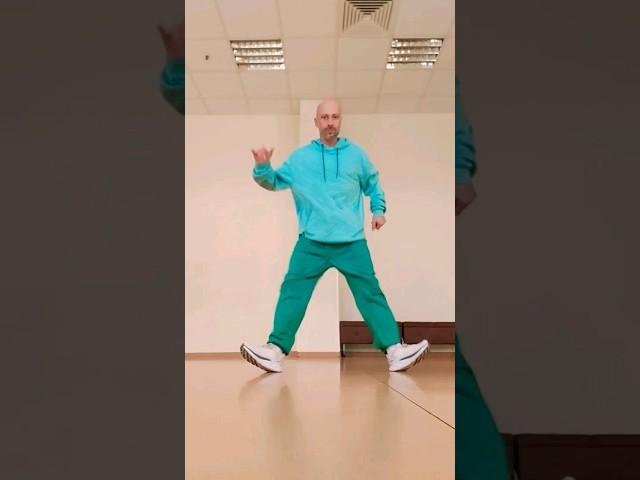 ДАВАЙ ТАНЦЕВАТЬ! УРОКИ ТАНЦЕВ ДЛЯ НАЧИНАЮЩИХ. #танцы #dance #обучение #shuffledance #shorts #like