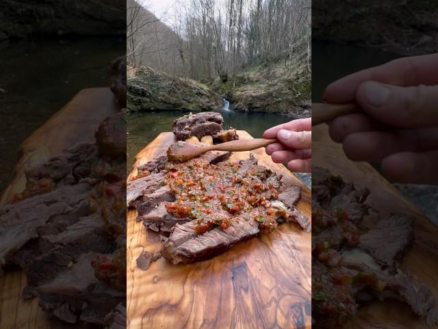 ÇAMURDA DANA KABURGA PİŞİRME? | Cooking beef ribs in mud