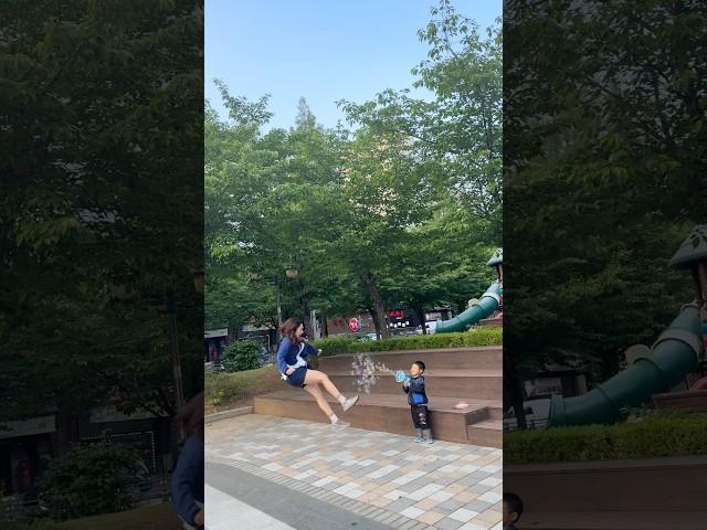 놀이터에 등장한 비눗방울 빌런(feat.모전여전)