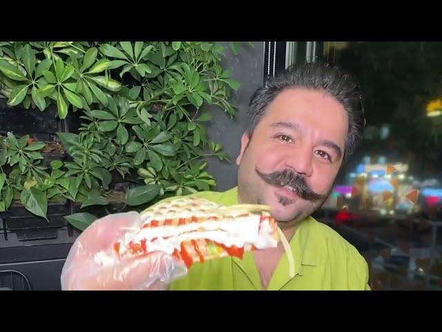 بزرگترین فست فود زنجیره ای با 65 شعبه!  | Craving Something New? Try an Iranian Snack Sandwich!