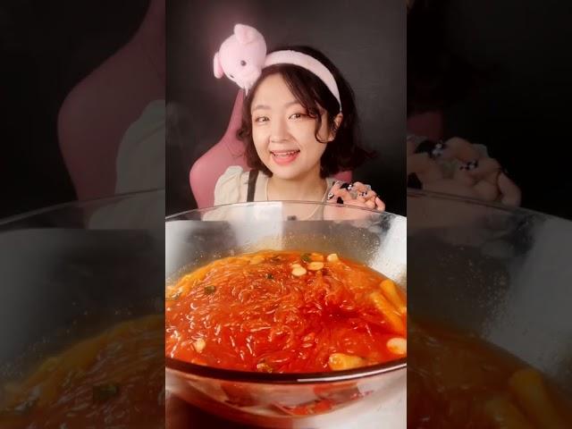 반박불가 떡볶이 다이어트 #shorts #세로먹방 #윗유하우스