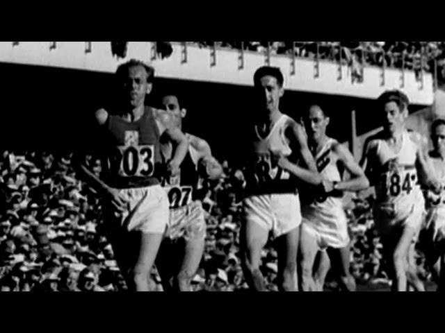 Emil Zátopek Wins 10,000m In Incredible Time For Gold - Helsinki 1952 Olympics