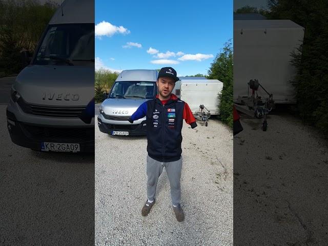Jak spinam busa z lawetą bez rąk?