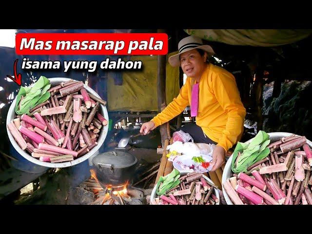 Farm to Table: Fresh Gabi Ginataan namin sahog karne ng baboy at pritong tuyo