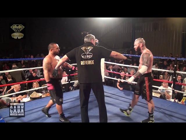 Bare Knuckle Boxing  Lee Rumens v Chris Wheeldon