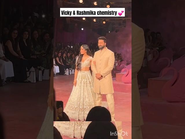 Vicky kaushal &Rashmikamandanna ramp walk#icw  #vickykaushal #rashmikamandanna #yt #shortsvedio