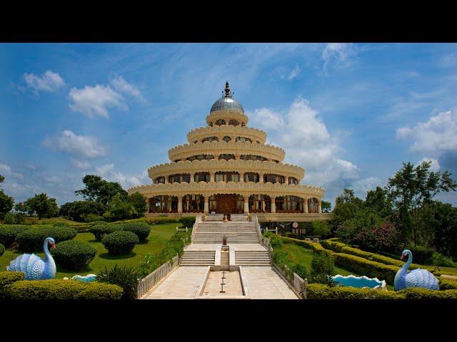 Watch LIVE: Satsang with  @Gurudev at The Art of Living International Center | 8 Nov. 2024