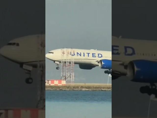 Landing |  United Airlines | San Francisco International Airport  #aviation