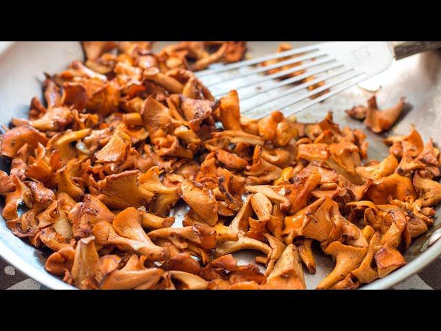 Easy and Fast Sautéed Chanterelle Mushrooms (Chanterelles) Recipe - EatSimpleFood.com