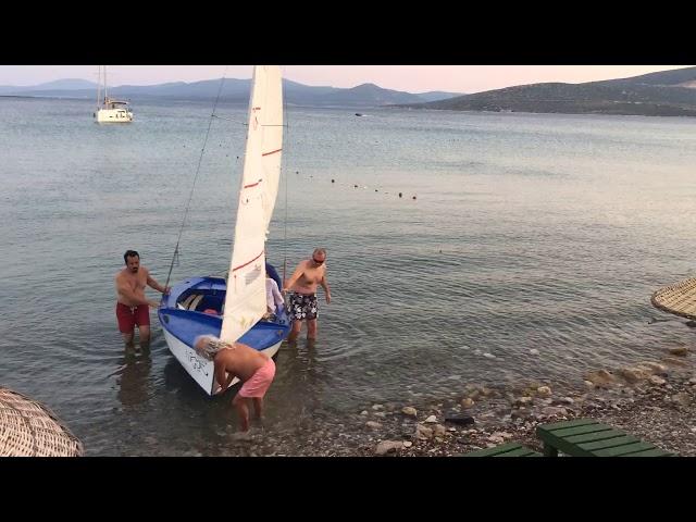 Timelapse of sailing the Wayfarer  dinghy home and tidying the sails