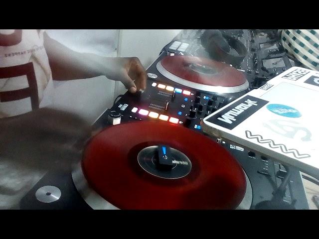 DJ AMSTRONG swing,chirp and transformer scratch.....test PHASE acte 1