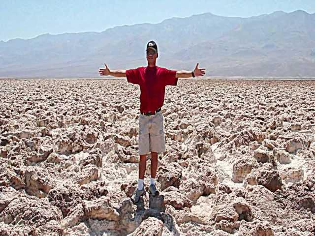 Pat and Lyda's adventure in Death Valley National Park (HD)