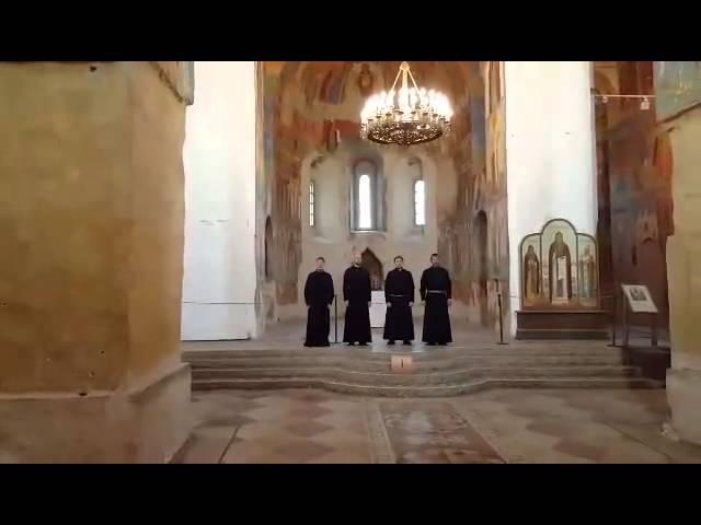 Russian Orthodox Chant "Let my prayer arise."