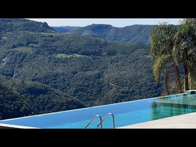 Casa DE CINEMA piscina com vista inesquecível um Paraíso na Serra Gaúcha