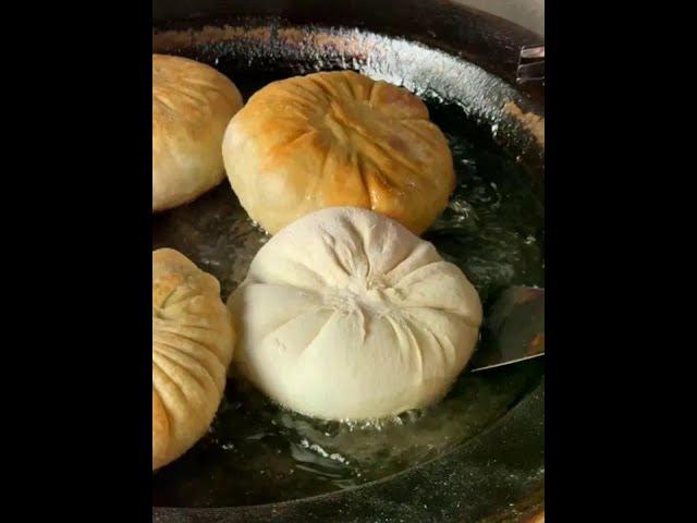 When I went to Hangzhou in Zhejiang province  I went to visit the West Lake and ate an egg cake  wh