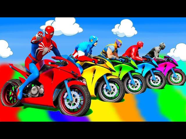 الأبطال الخارقين على القضبان دوامة قمع جسر ️‍SPIDER MAN!on Motorcycle in Spiral Bridge Stunt Rid