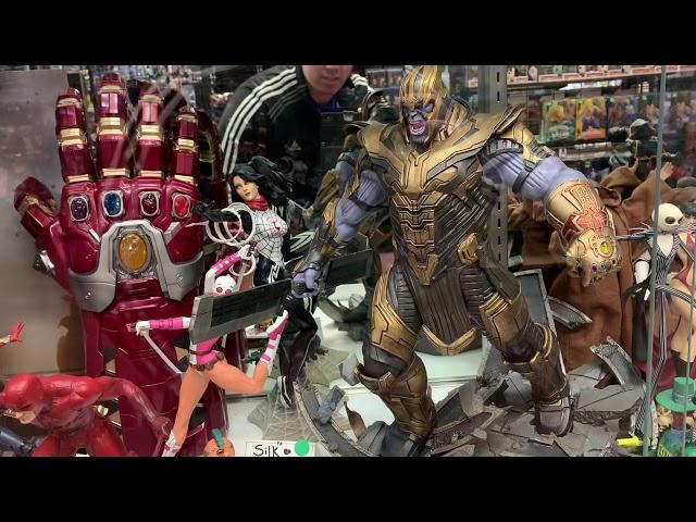 Diamond Select 1/6 Thanos Statue Quick Look