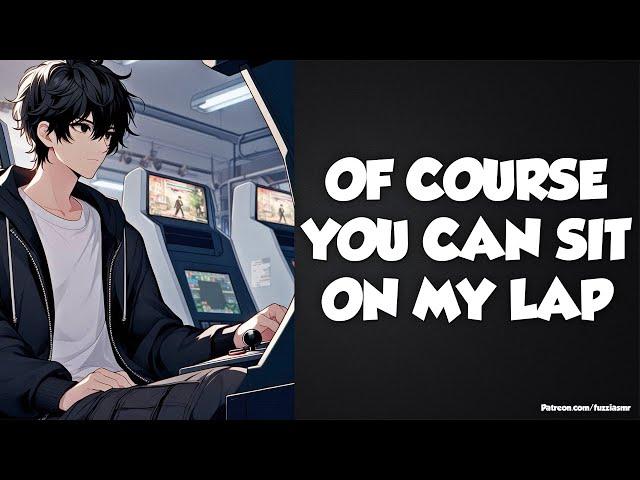 Sitting On Your Gamer Boyfriend's Lap While He's Gaming [Boyfriend Roleplay][Making Out] ASMR