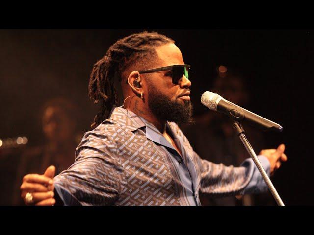 Ferre Gola : l'intégralité du concert  The show must go on (Quality HD)