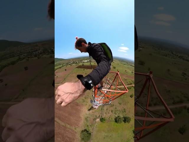 Прыжок с парашютом с вышки #парашют #прыжокспарашютом #высота #экстрим