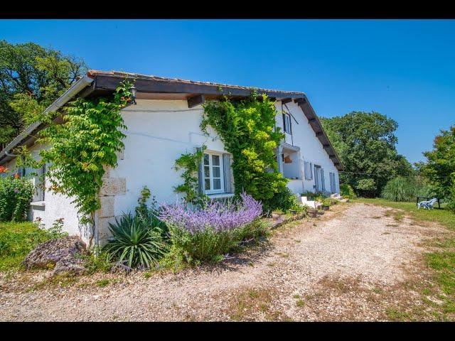 SECLUDED RETREAT ON 4 HECTARES OF WOODLAND