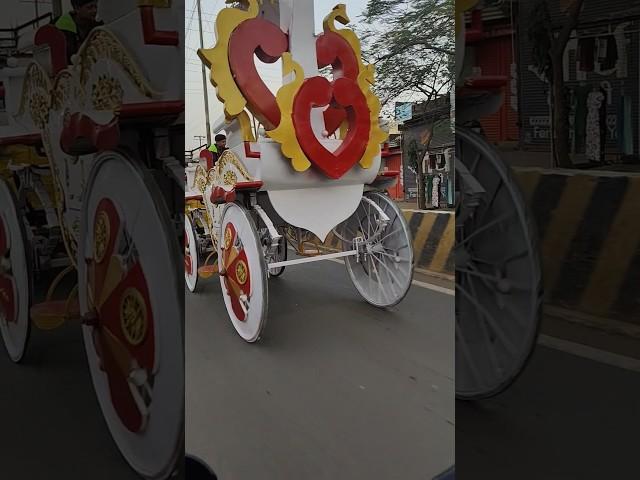 lakdi ki Kathi Kathi pe ghoda #horse #horseriding #ghodagadi #cart #viralshort #trendingshorts #cow