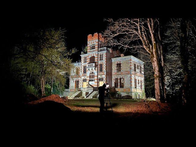 Amateur rebuilds ENTIRE roof on Chateau ruin - 12 months start to finish.