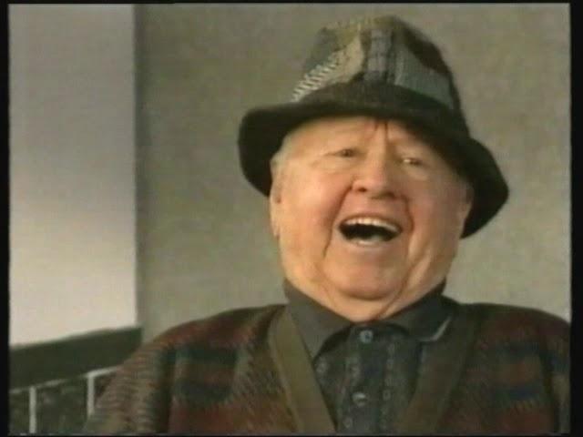 Jiminy Glick - interviews Mickey Rooney (Rare!!)