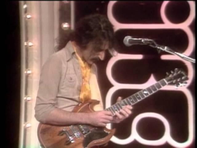 Frank Zappa appearing on the Mike Douglas Show (28. October 1976)