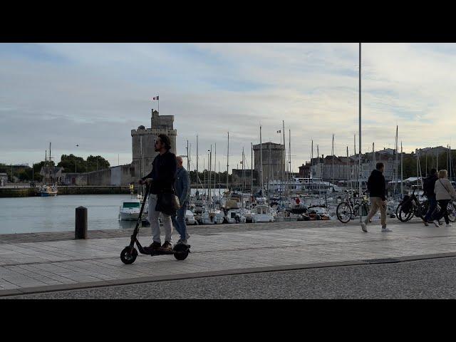 Wednesday evening in La Rochelle. Featuring the lady Elizabeth.