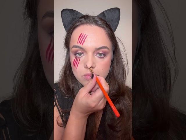 Maquiagem de gatinha muito fácil para o Halloween ‍⬛