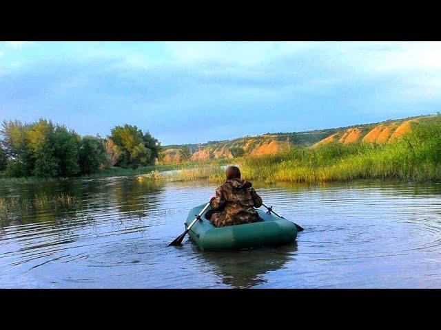 ЗАПЛЫЛА В КАМЫШ И ТУТ НАЧАЛОСЬ ЭТО.. Нереальный клев на рыбалке