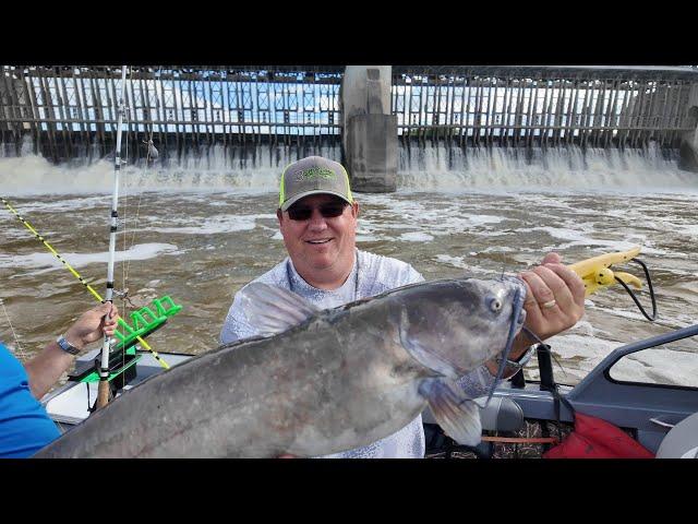 Insane Catfishing at a Huge Dam!  (Day 1)