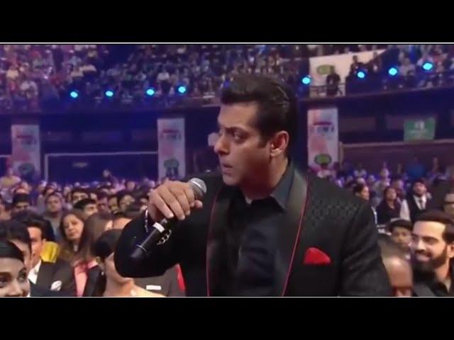 Salman khan insulted shahrukh khan | Award show moment | Salman khan ka gussa