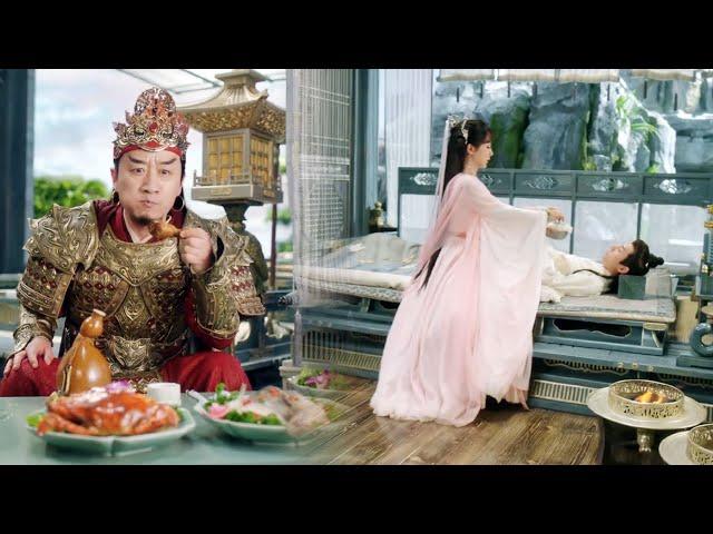 Ying Yuan pretended to be sick and asked Yan Dan to take care of herself,and Vulcan ate chicken legs
