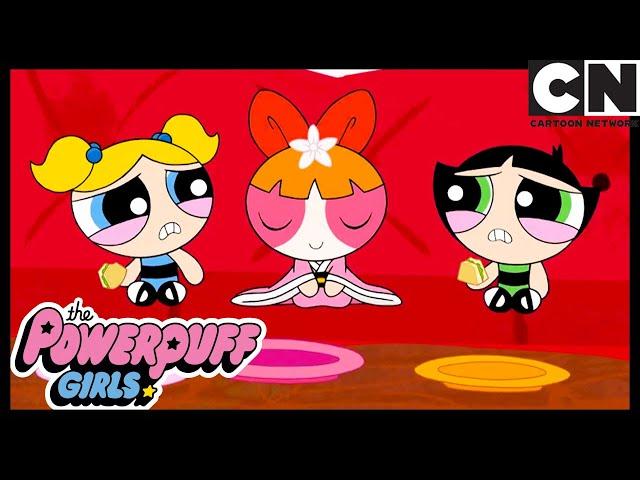 What Is Blossom Dressed As? | Powerpuff Girls | Cartoon Network