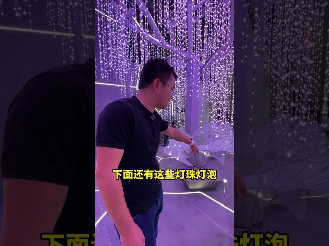 设计感拉满！这个站台很有格调！你觉得呢？ #汽车人日常 #买车那点事儿 #带你懂车 #龙行龘龘