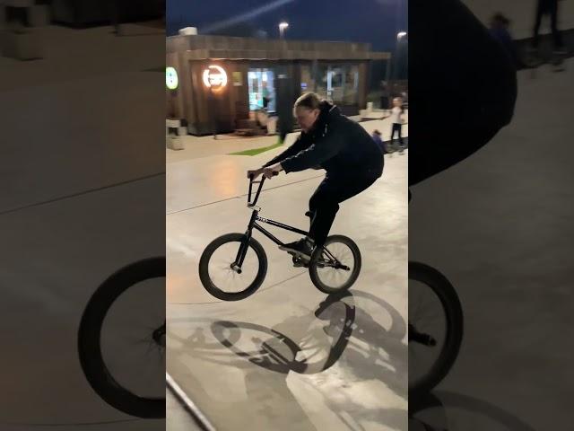 Пивной скуф на бмх #скуф #бмх #трюкинабмх