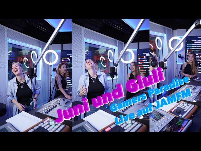 @junicats  bei der Gamers Paradise mit Giuli June LIVE auf Radio JAM FM