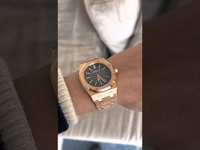 Featuring the Royal Oak "Jumbo" ultra-thin in pink gold!  #shorts #audemarspiguet