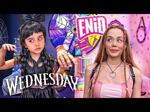 ANNEMLE 24 SAAT BOYUNCA WEDNESDAY VE ENID OLDUK ?! Öykü Karta | Gamze Karta