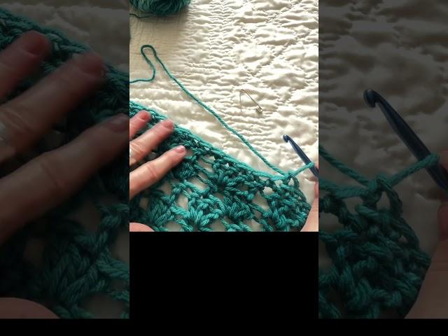 CROCHET TIP! Hidden Shawl Closure Tutorial #crochet #crochettips #shawl