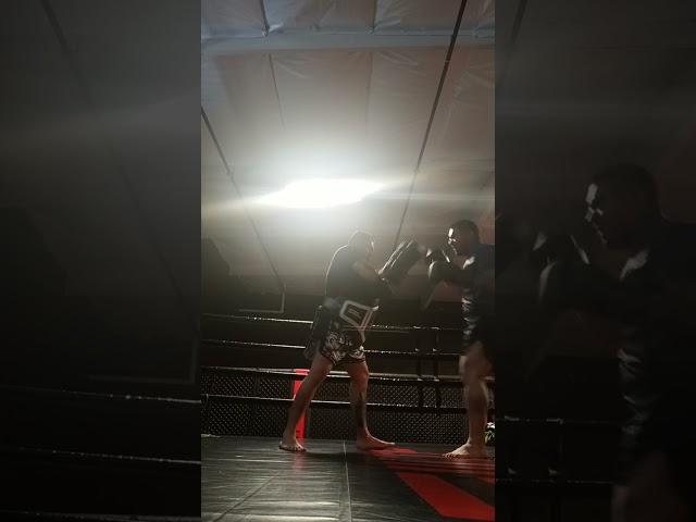 GFIGHTER MUAY THAI LV