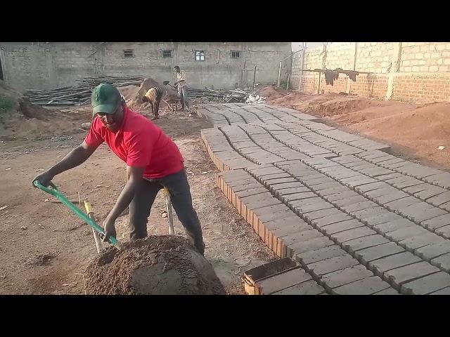 how sand soil is used to make solid blocks for building