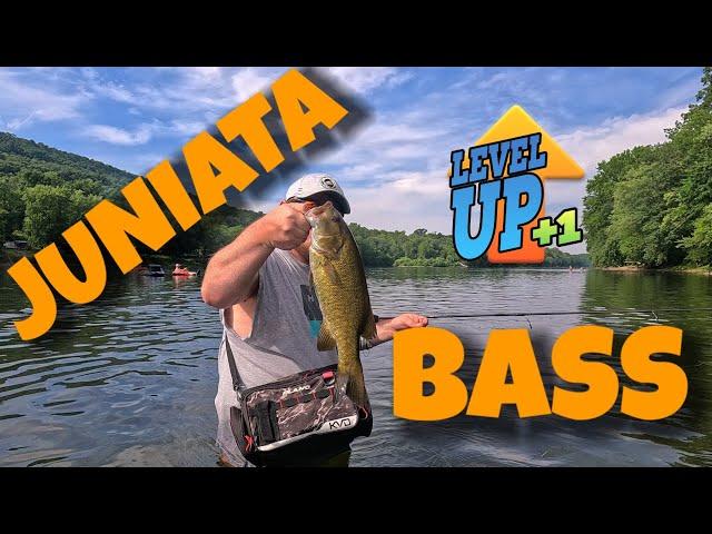 Wade Fishing the Juniata River for HOT Summer Smallmouth