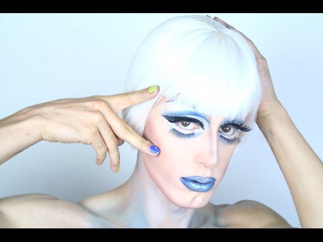 Boy to Drag Queen : Electric Blue Cut Crease